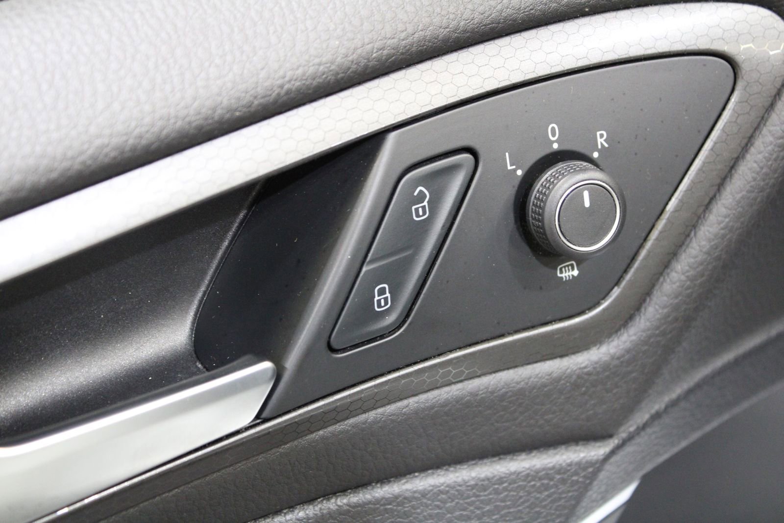 Used 2018 Volkswagen GTI S image 20