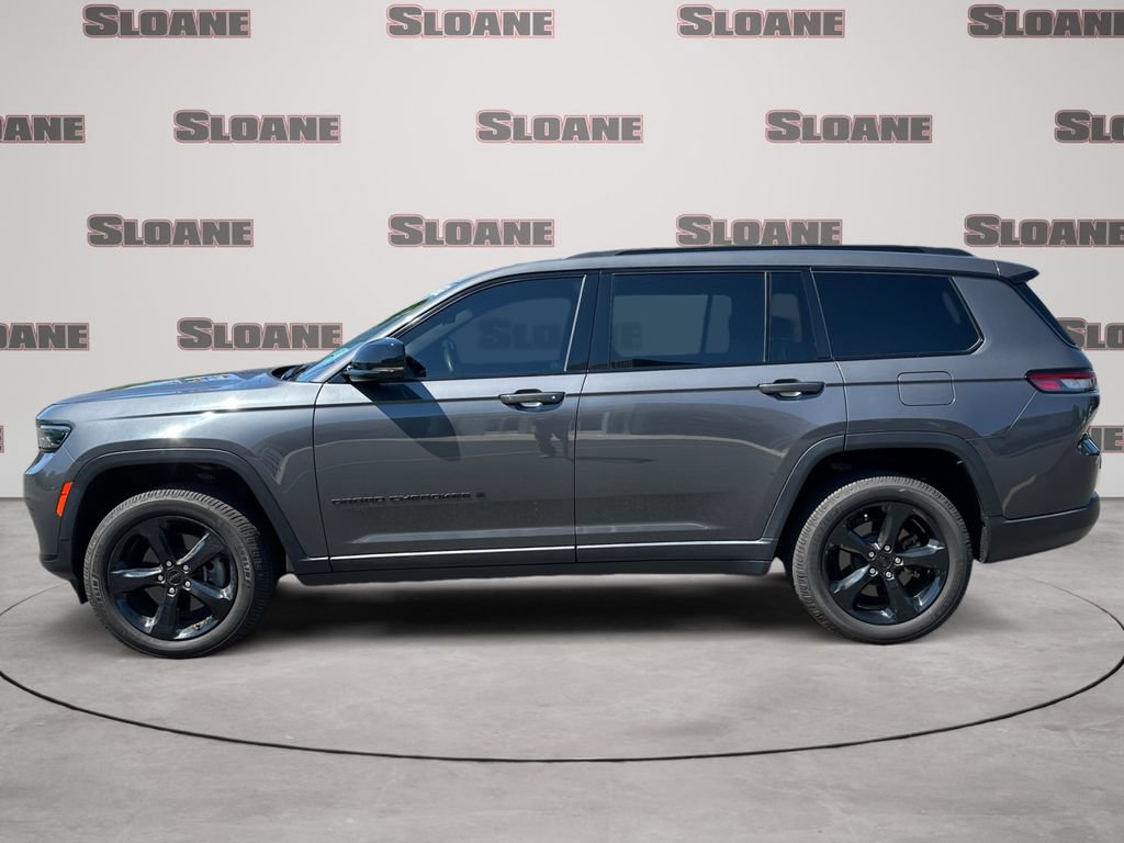 Used 2022 Jeep Grand Cherokee L Laredo AWD/4WD image 2