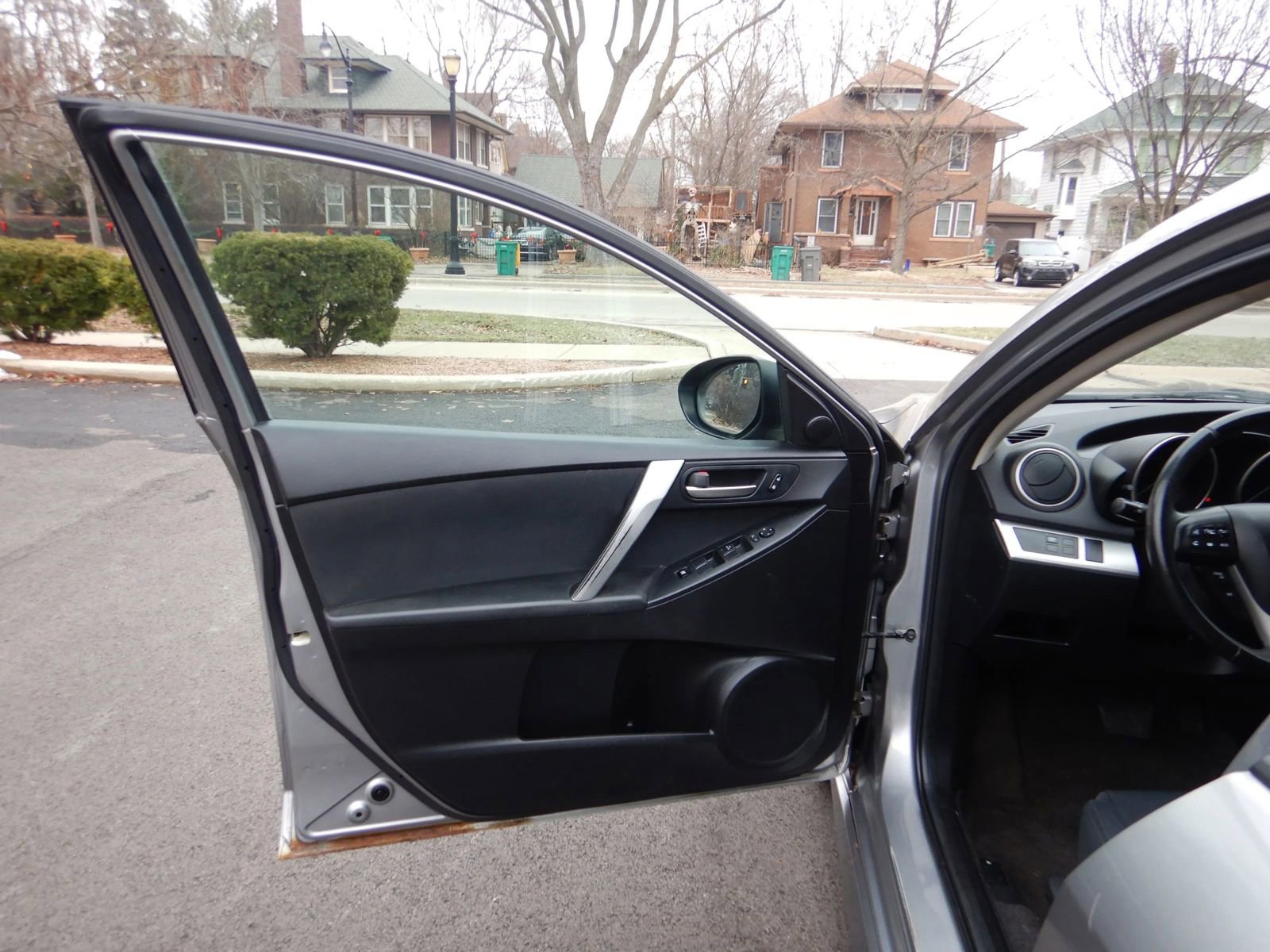 Used 2010 MAZDA MAZDA3 s Sport image 10