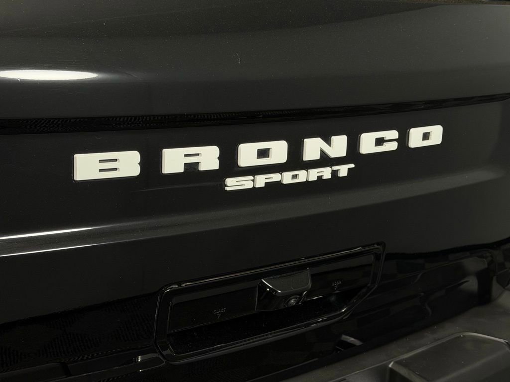 Used 2025 Ford Bronco Sport Badlands image 12