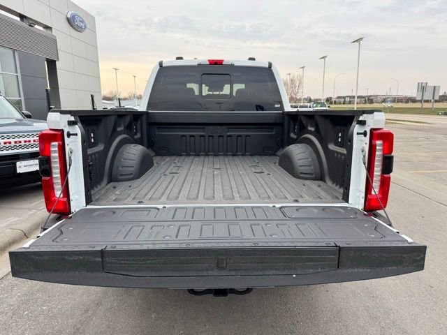 New 2026 Ford F350 Lariat w/ Black Appearance Package image 39