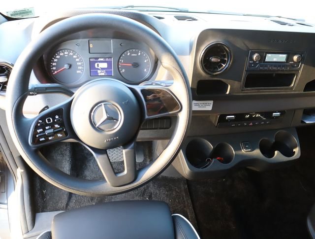 Used 2021 Mercedes-Benz Sprinter 3500 image 35