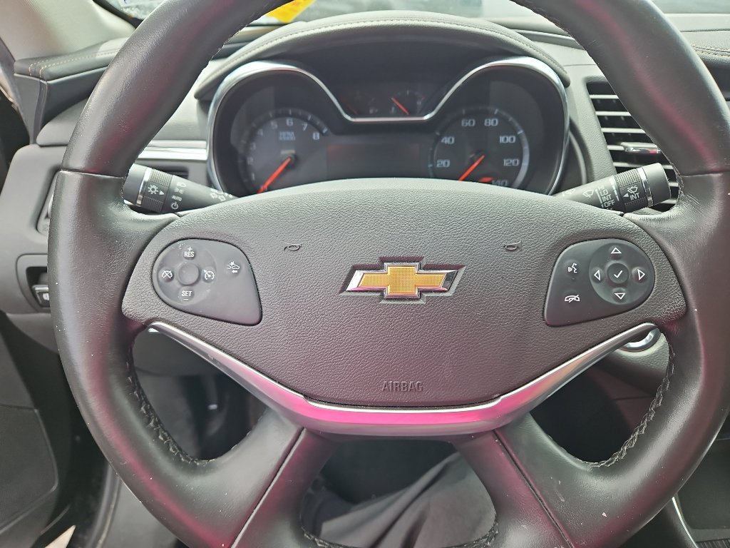 Used 2016 Chevrolet Impala LTZ FWD image 10