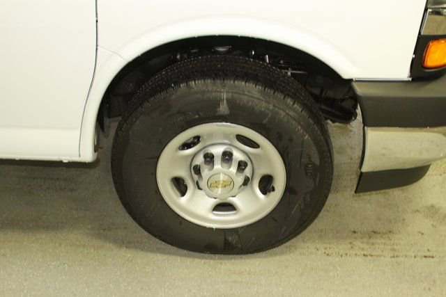 New 2025 Chevrolet Express 2500 w/ Driver Convenience Package image 6