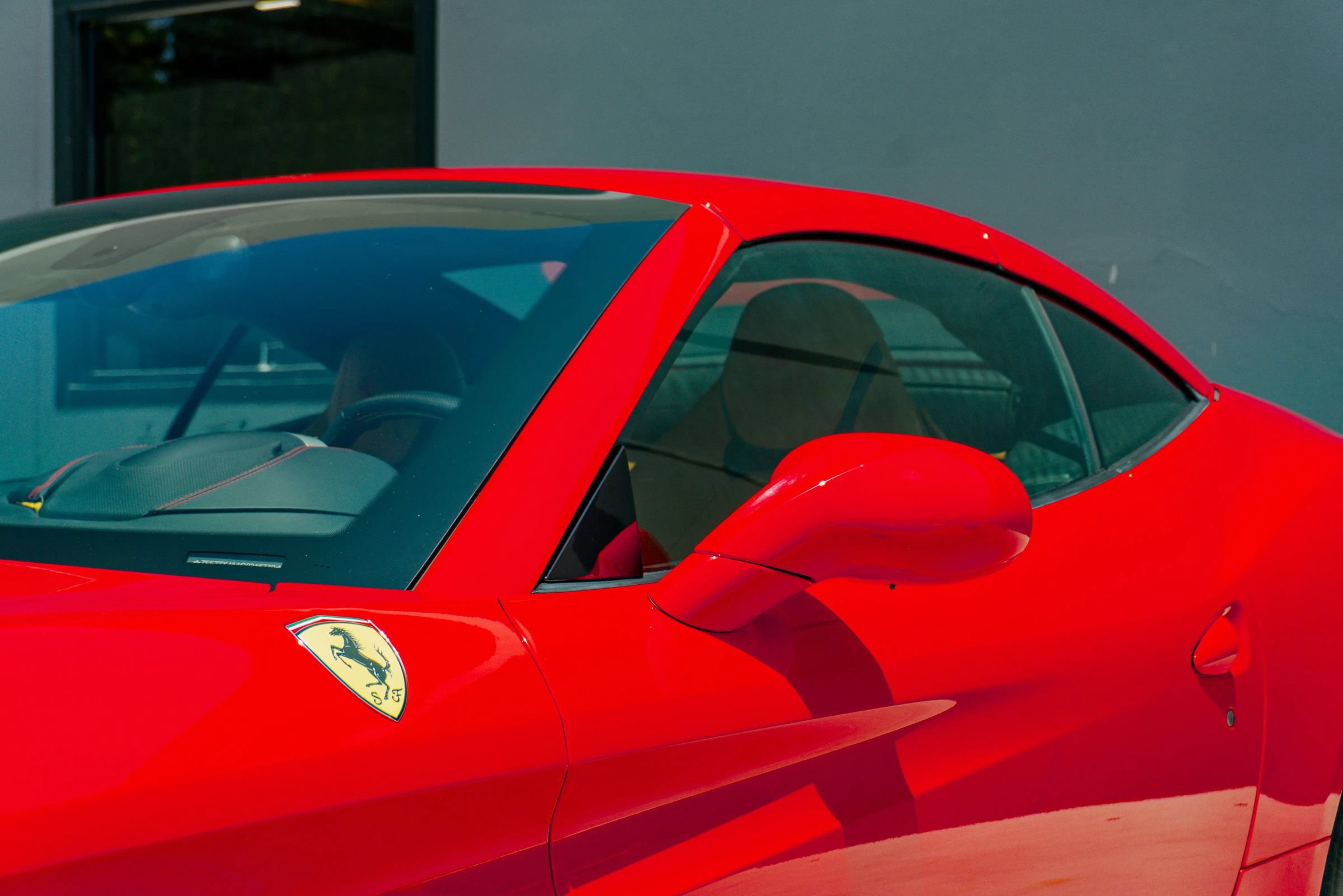 Used 2016 Ferrari California T RWD image 23