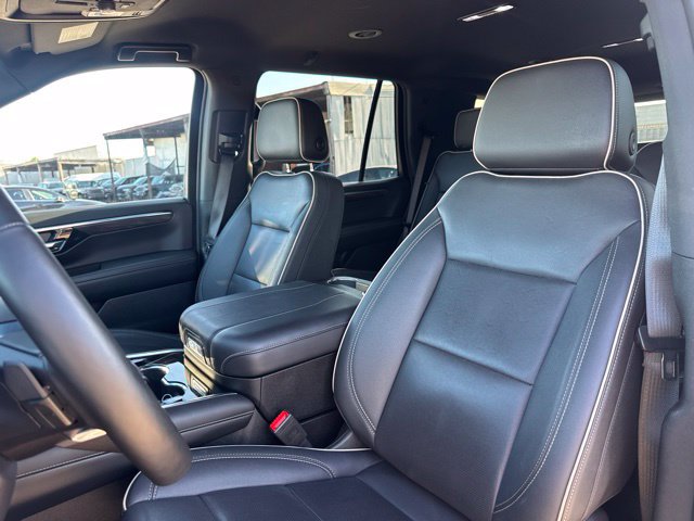 Used 2025 Chevrolet Tahoe Premier RWD image 35