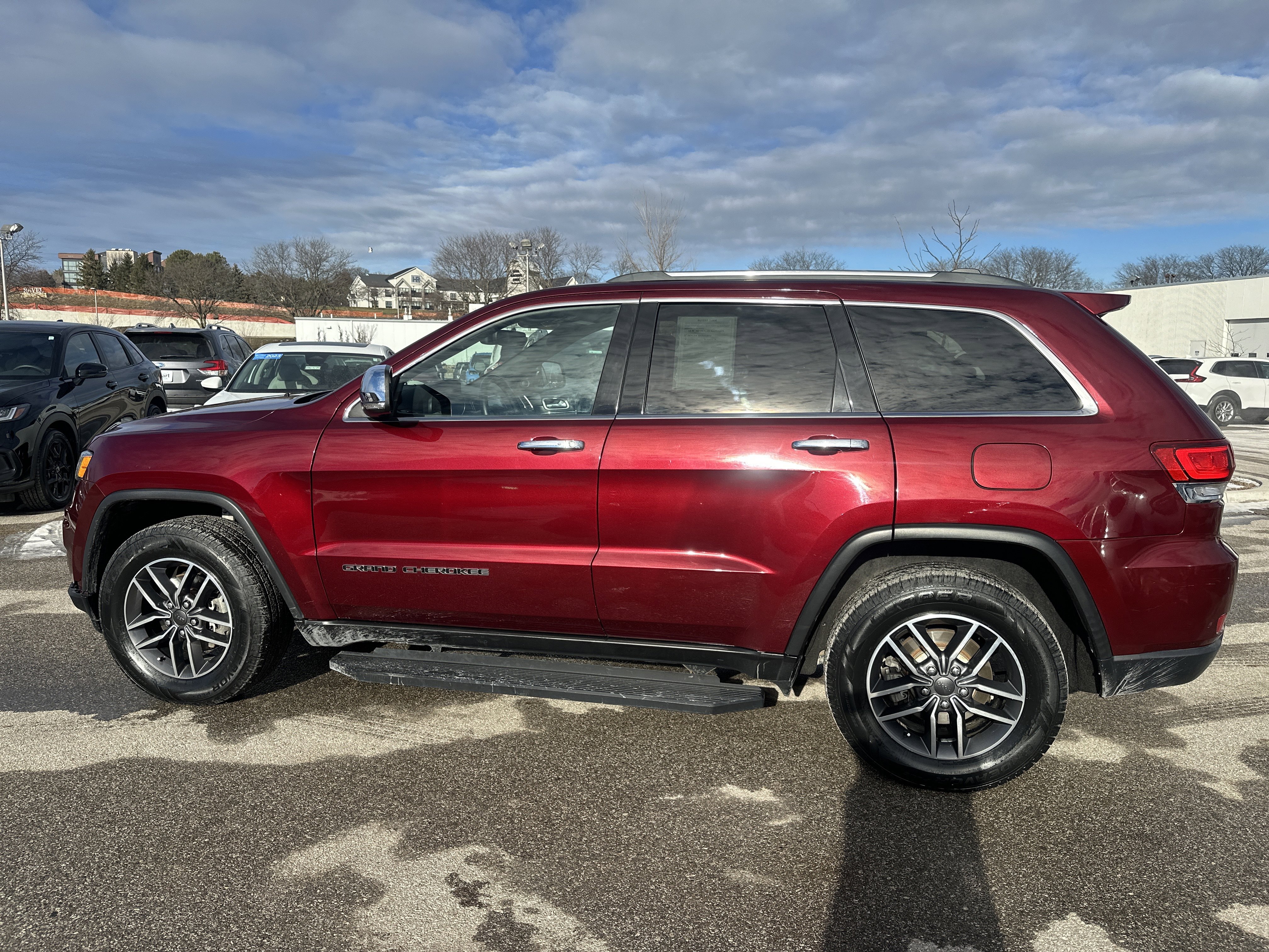 Used 2020 Jeep Grand Cherokee Limited w/ Luxury Group II image 16