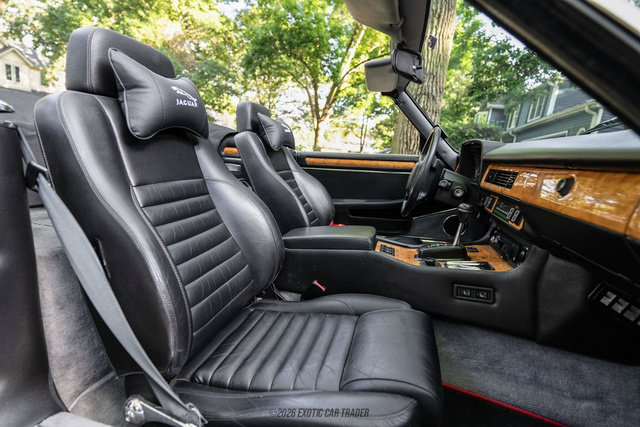 Used 1991 Jaguar XJS V12 Convertible RWD image 40