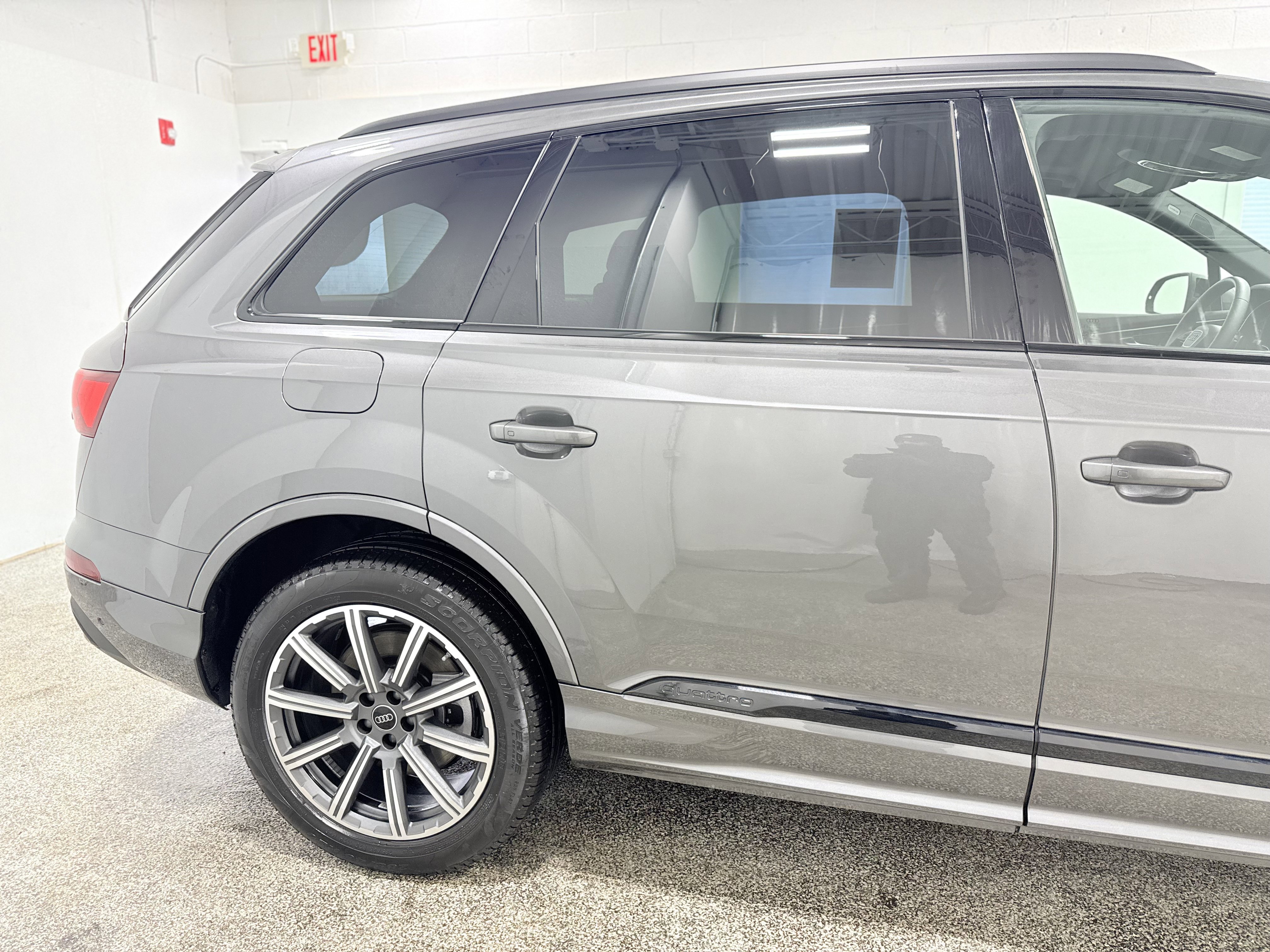 Used 2024 Audi Q7 Premium Plus w/ Premium Plus Package image 9