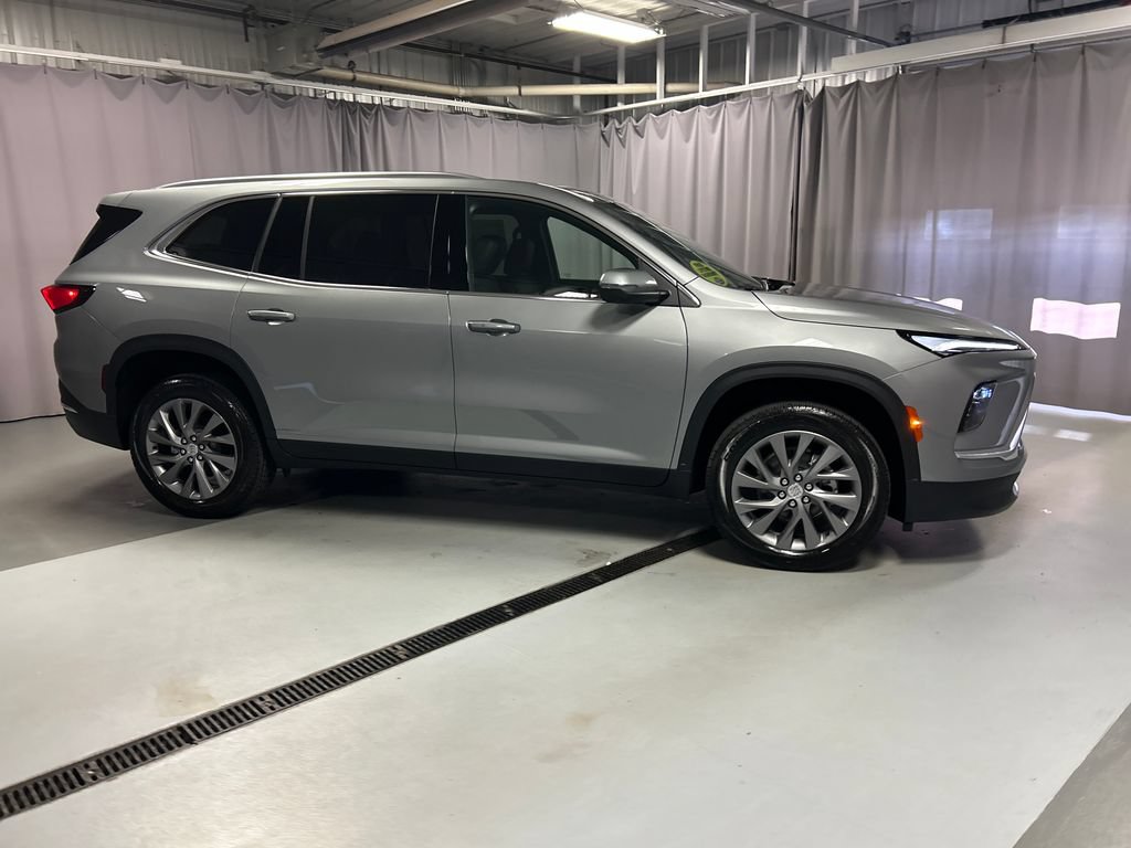 New 2026 Buick Enclave Preferred w/ Power Package AWD/4WD image 8