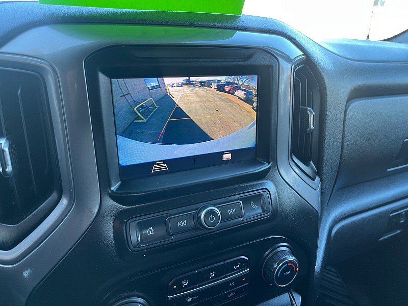 Used 2020 Chevrolet Silverado 1500 Custom w/ Custom Value Package AWD/4WD image 29