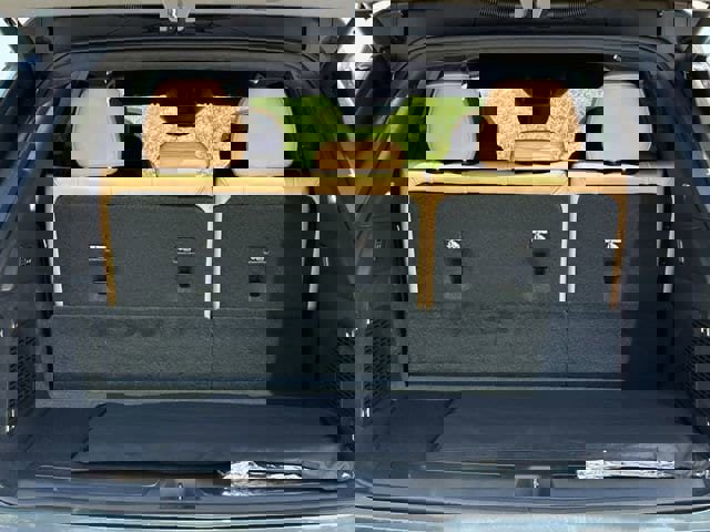 New 2026 Cadillac Escalade IQ Luxury 2 image 9