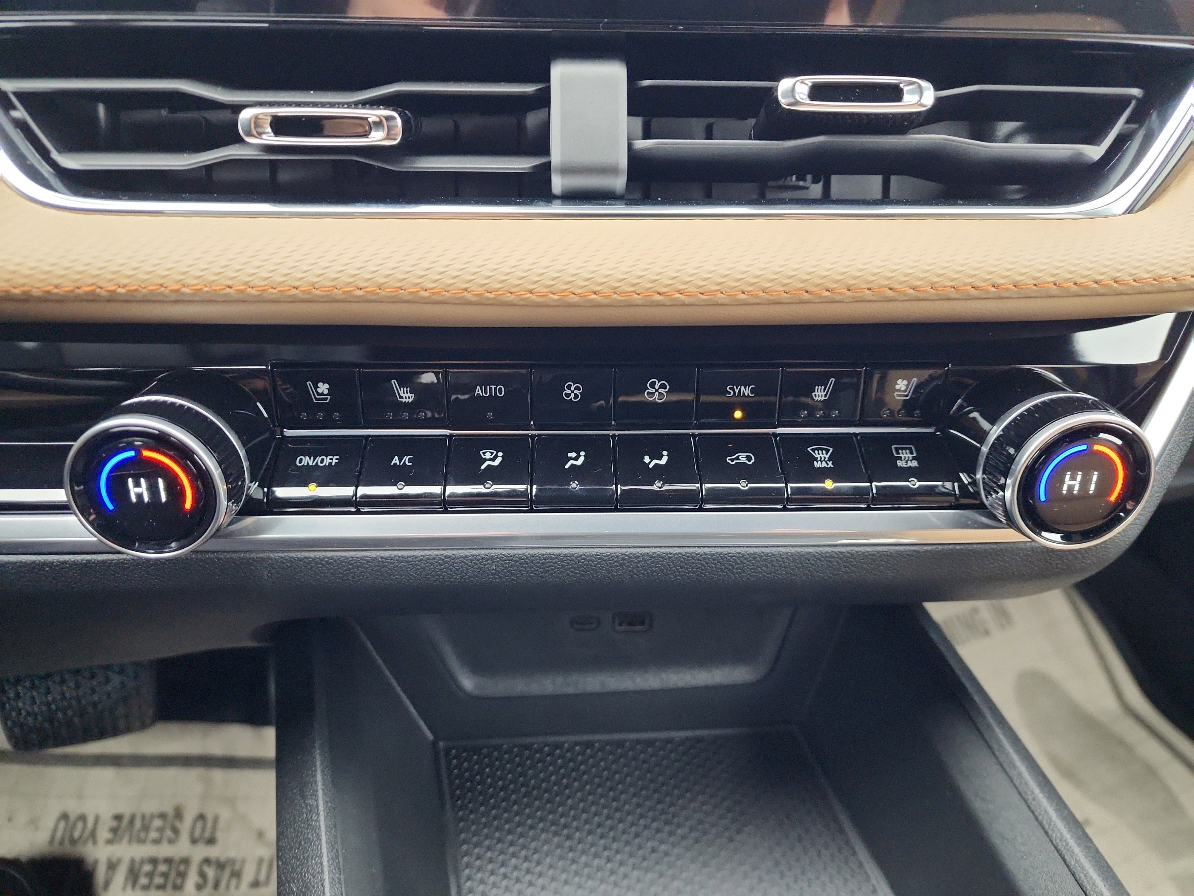 New 2026 Chevrolet Equinox ACTIV w/ Convenience Package III image 17