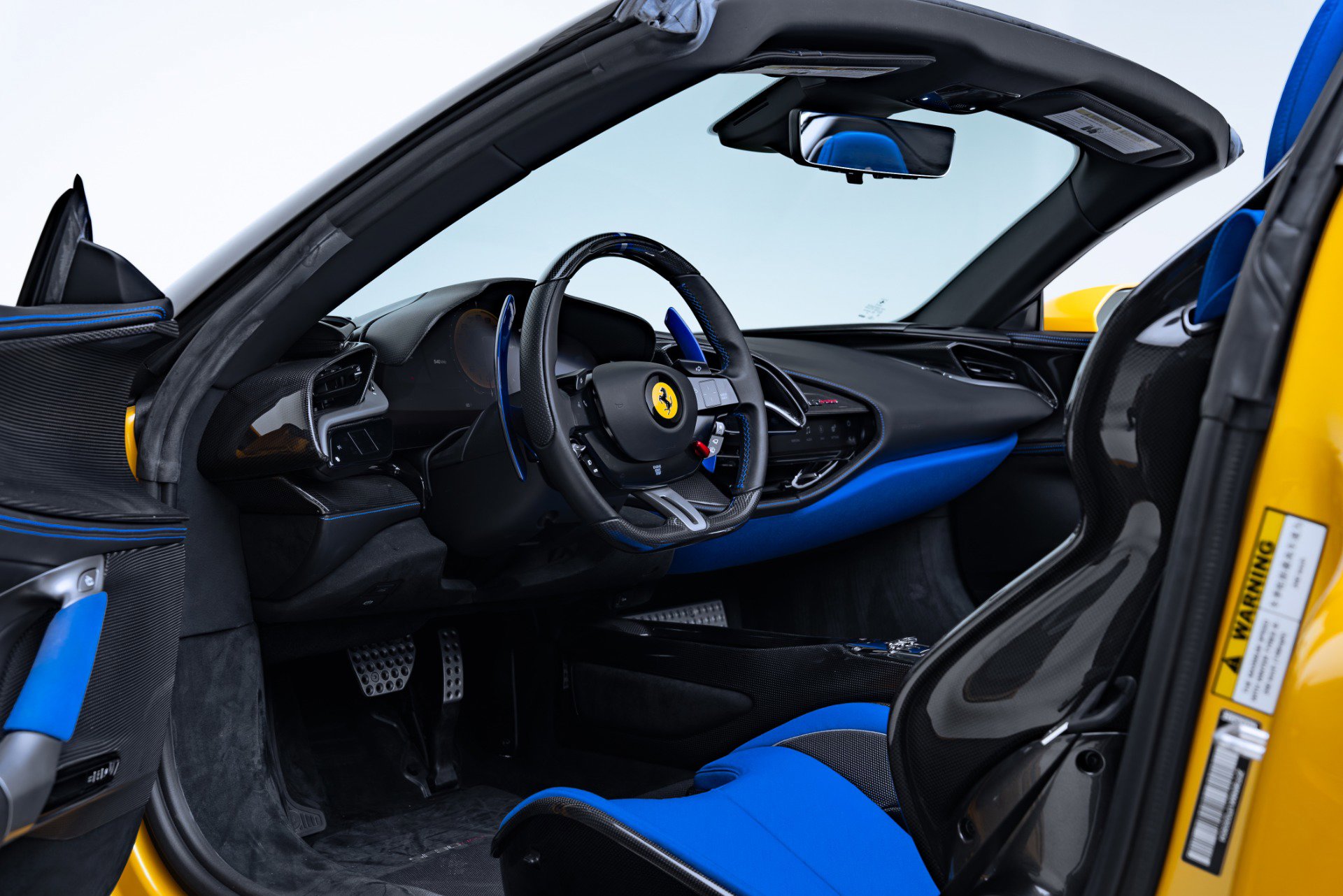 Used 2023 Ferrari SF90 Spider AWD/4WD image 2