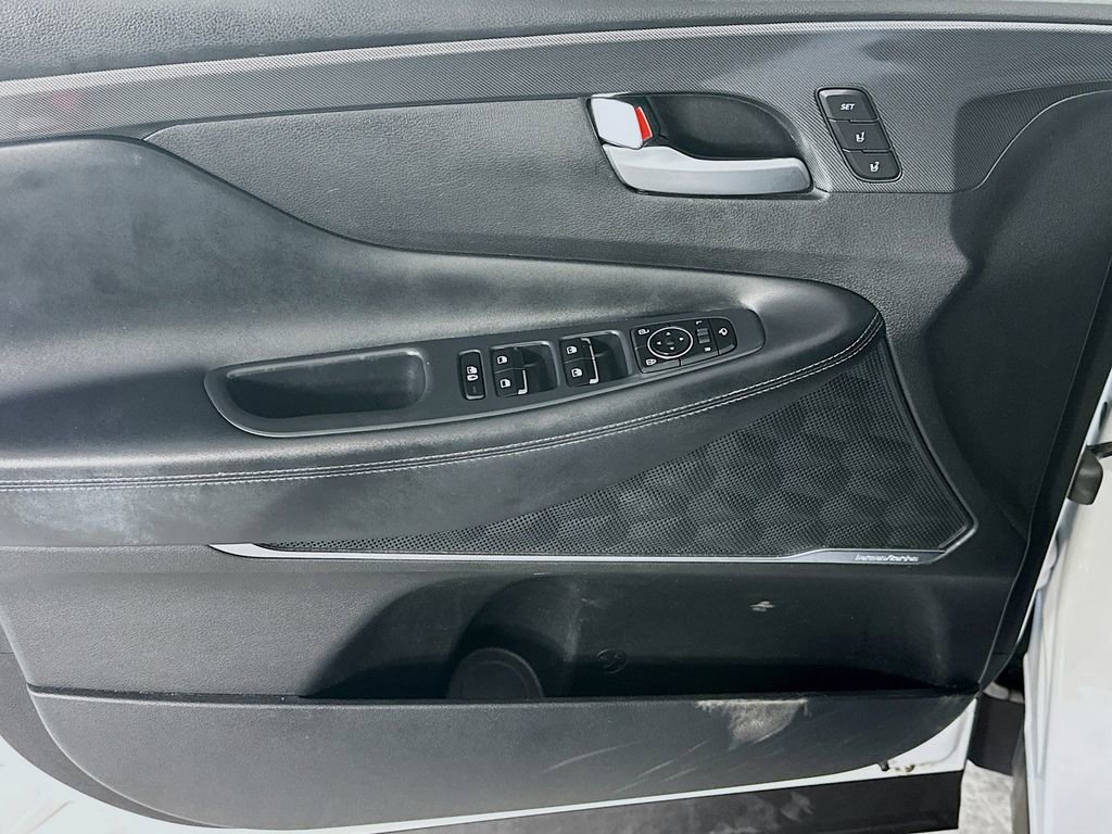 Used 2023 Hyundai Santa Fe Limited image 25