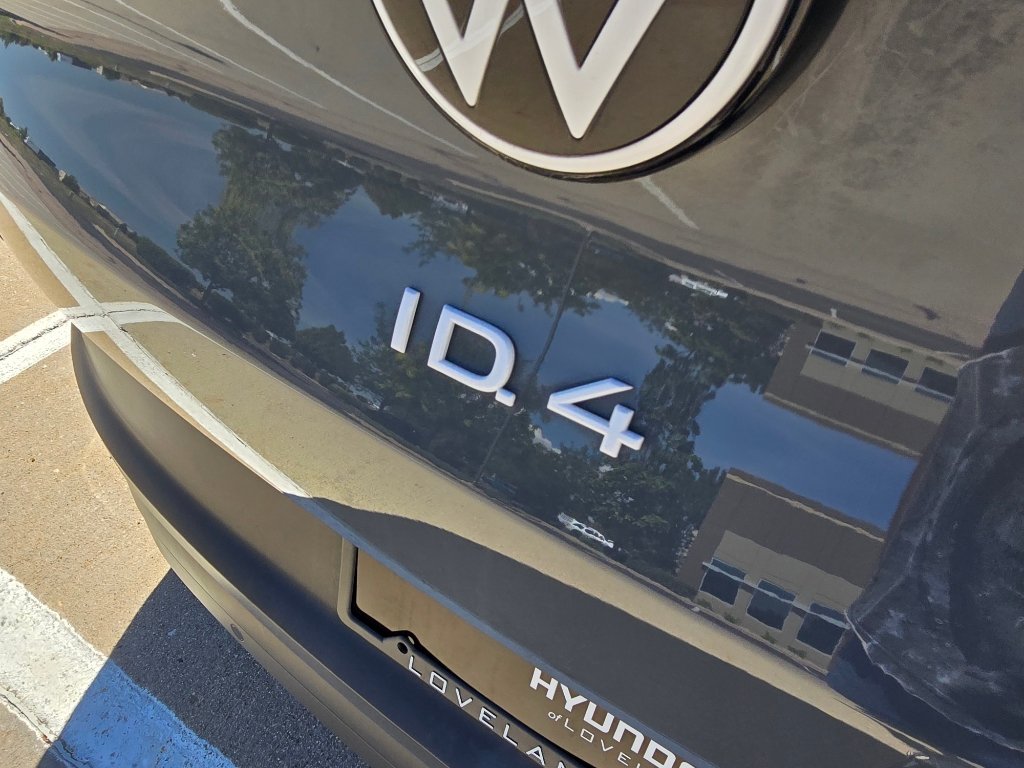 Used 2024 Volkswagen ID.4 2WD image 11