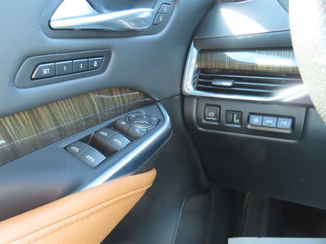 Used 2020 Cadillac XT4 Sport w/ Sun And Sound Package AWD/4WD image 34