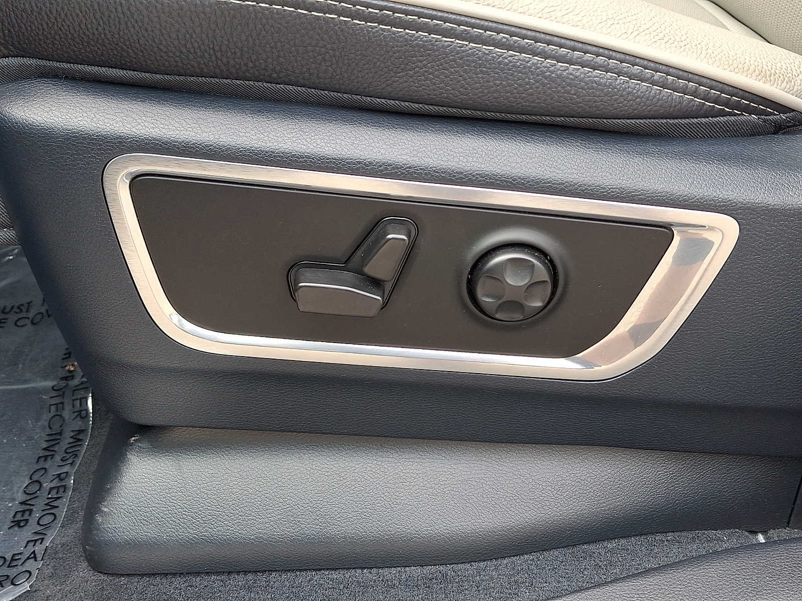 Used 2023 RAM 1500 Limited AWD/4WD image 18