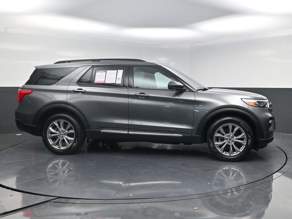 Used 2023 Ford Explorer XLT w/ Equipment Group 202A image 20