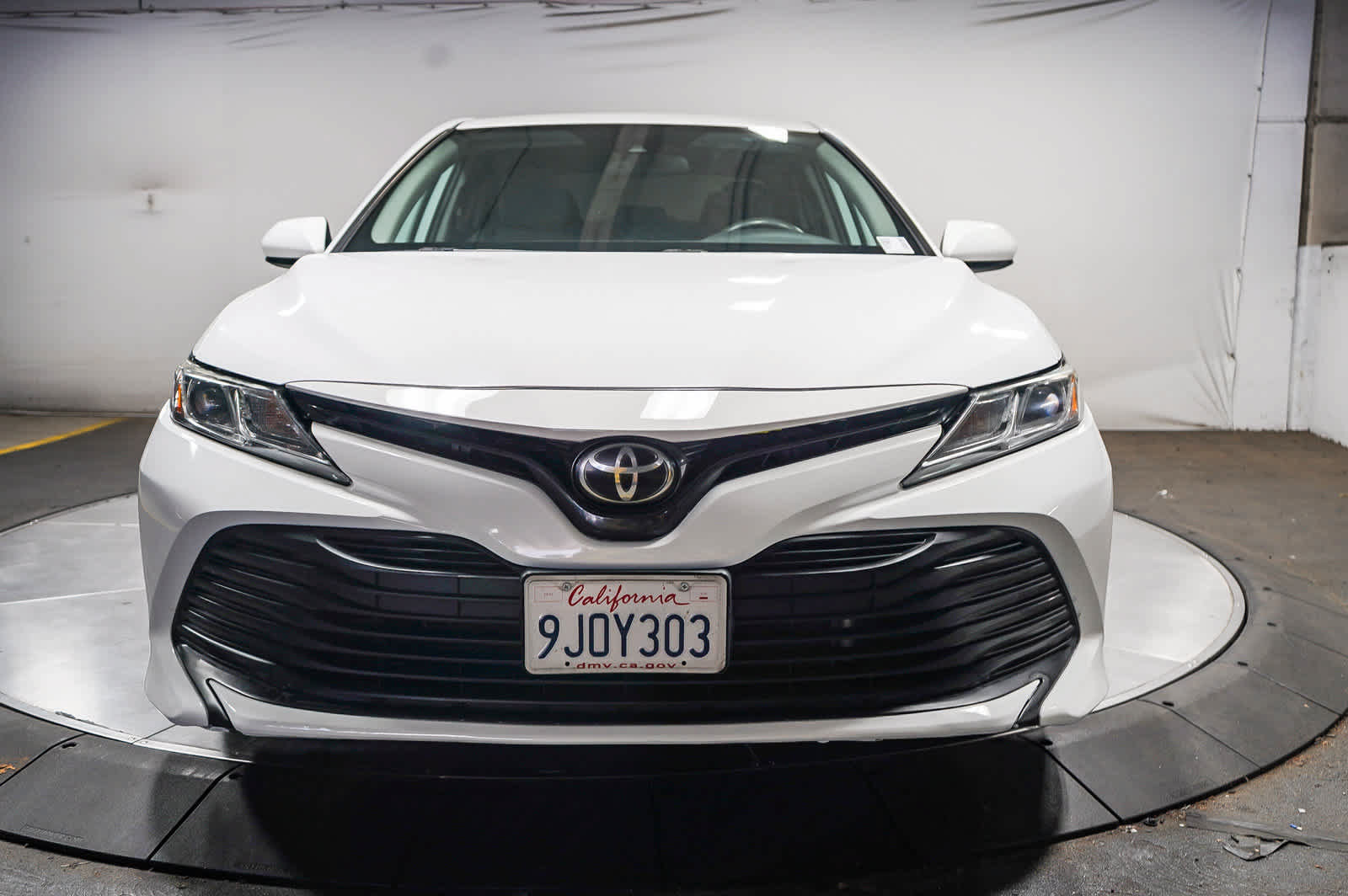 Certified 2020 Toyota Camry LE FWD image 3