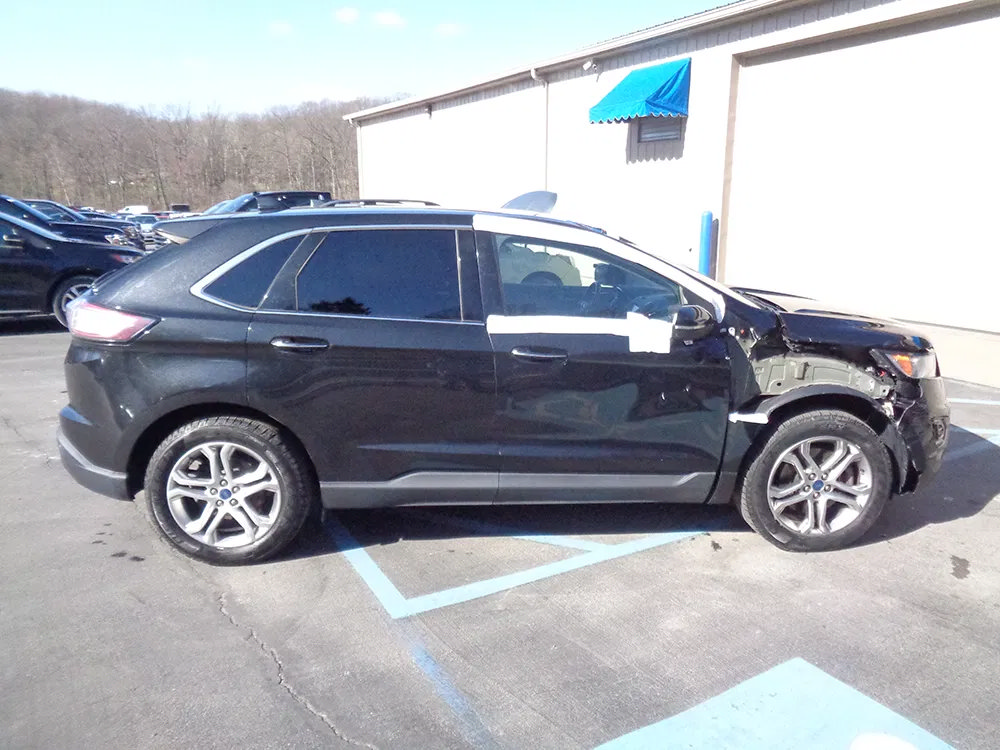 Used 2015 Ford Edge Titanium AWD/4WD image 1