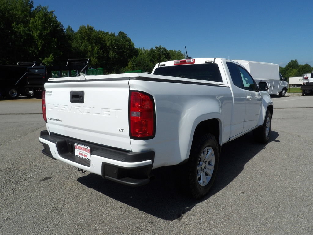 Used 2022 Chevrolet Colorado LT w/ Fleet Safety Package RWD image 7