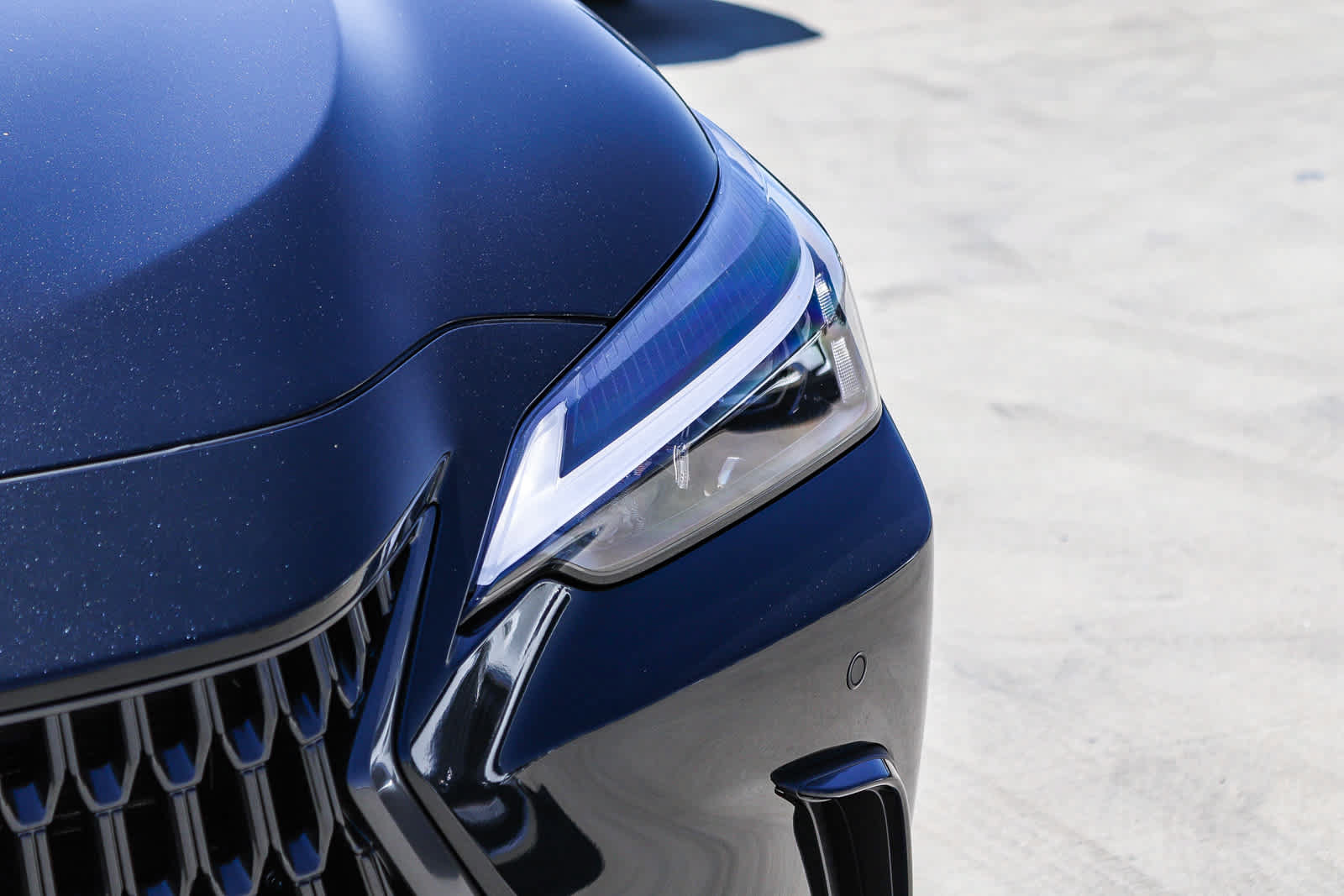 New 2026 Lexus NX 450h+ AWD w/ Luxury Package image 7