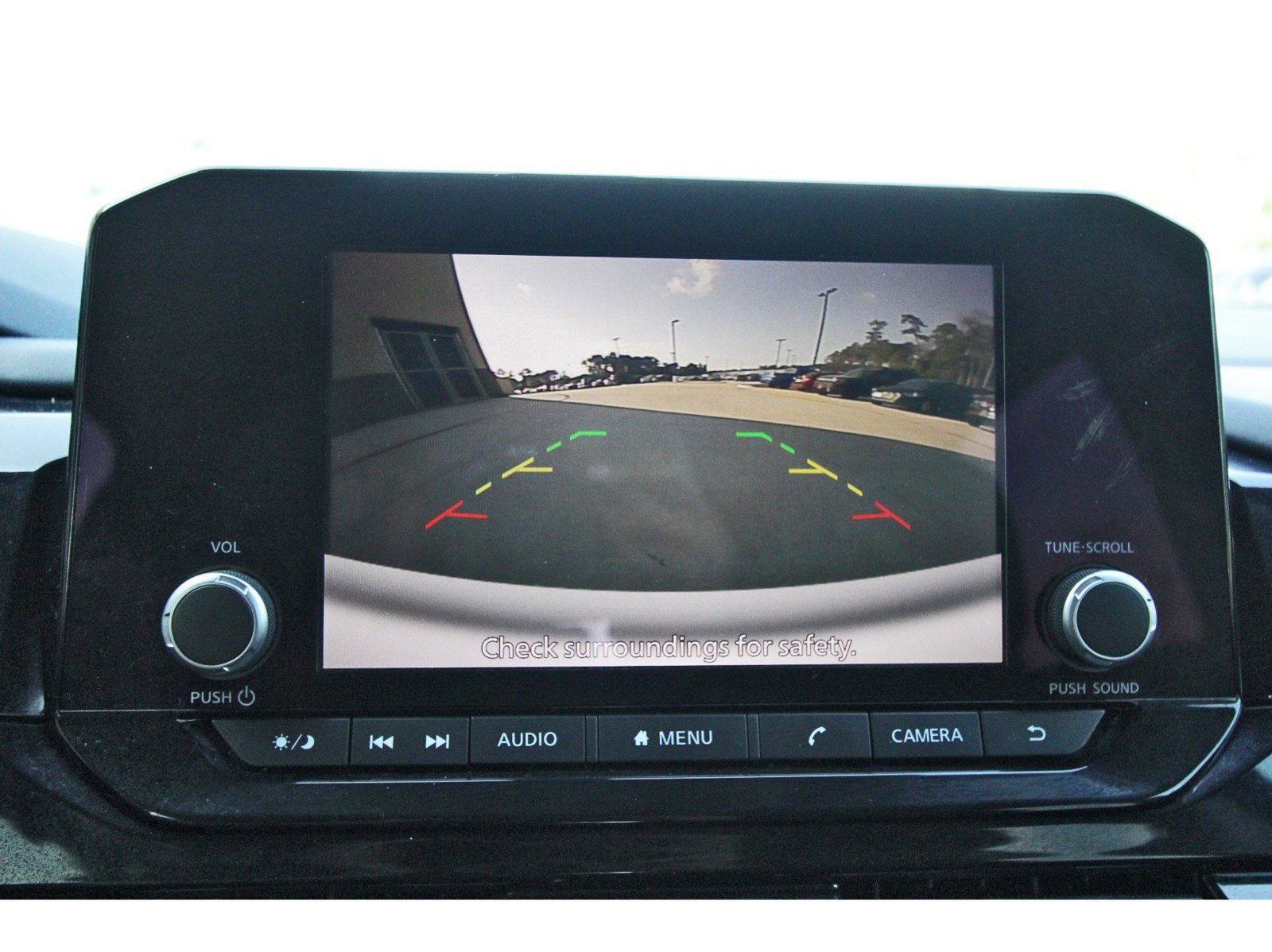 Used 2022 Nissan Pathfinder SV FWD image 25