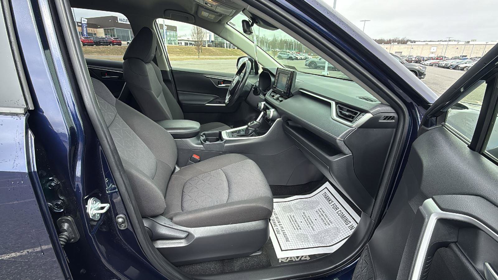 Used 2020 Toyota RAV4 XLE w/ XLE Grade Weather Package image 18