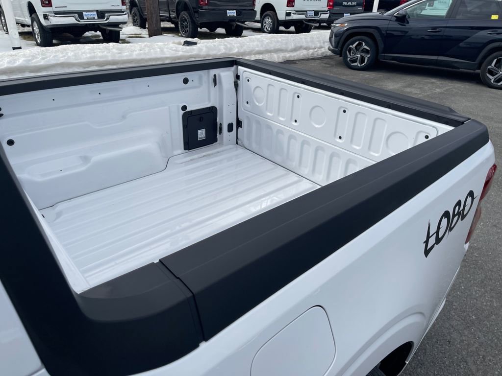 Used 2025 Ford Maverick Lobo image 17