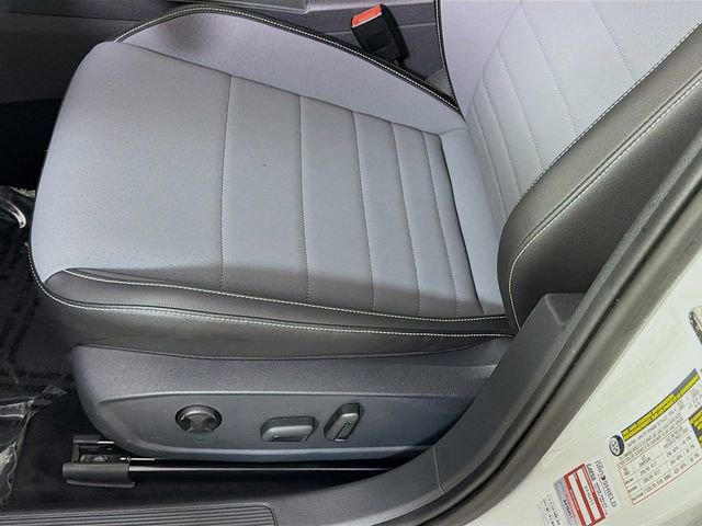 New 2026 Volkswagen Jetta SE FWD image 20