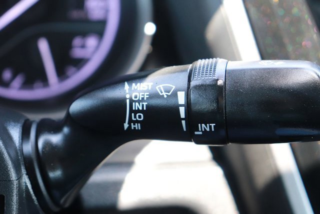 Used 2021 Toyota Camry SE w/ Carpet Mat Package (TMS) FWD image 23
