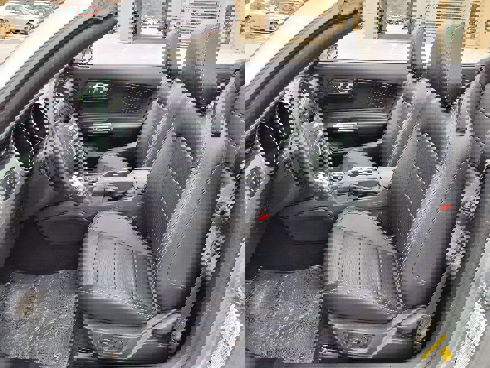 Used 2022 Ford Mustang Premium image 12