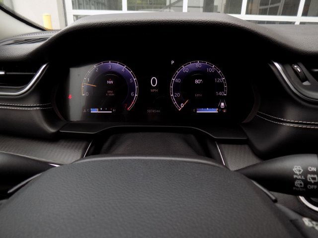 Certified 2024 Jeep Grand Cherokee Laredo RWD image 11