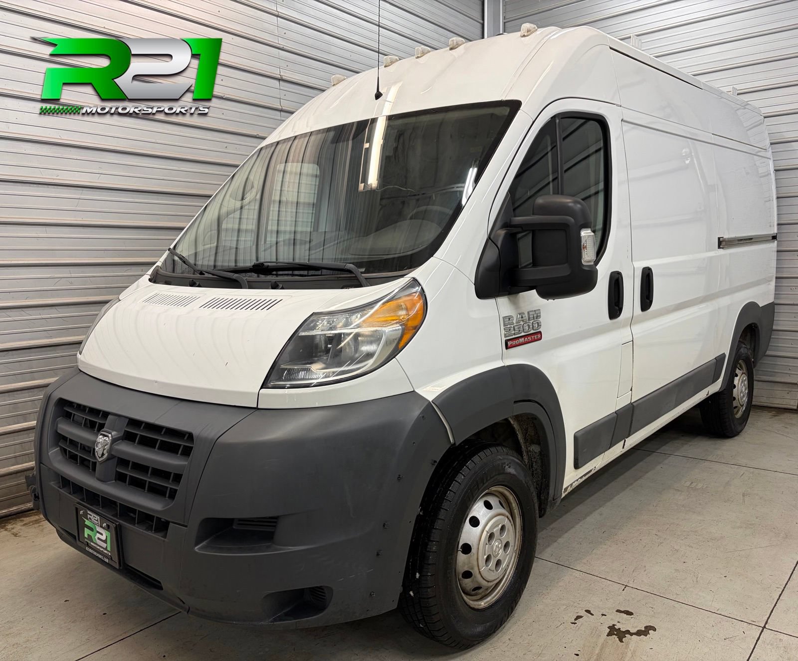 Used 2018 RAM ProMaster 2500 FWD image 1
