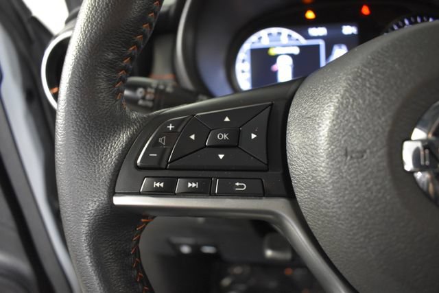 Used 2021 Nissan Kicks SR w/ SR Premium Package FWD image 16
