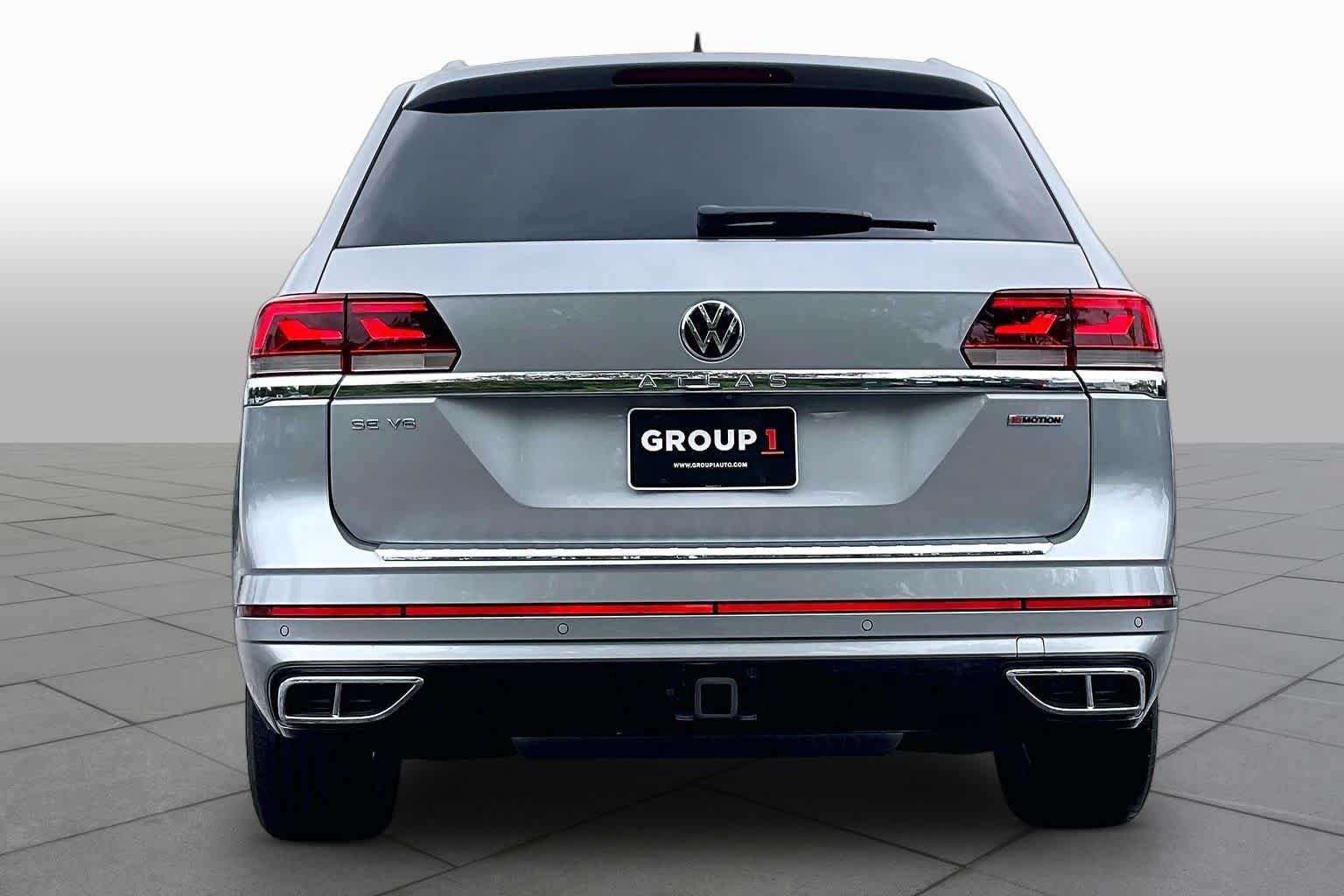 Used 2021 Volkswagen Atlas SE w/ Panoramic Sunroof Package AWD/4WD image 4