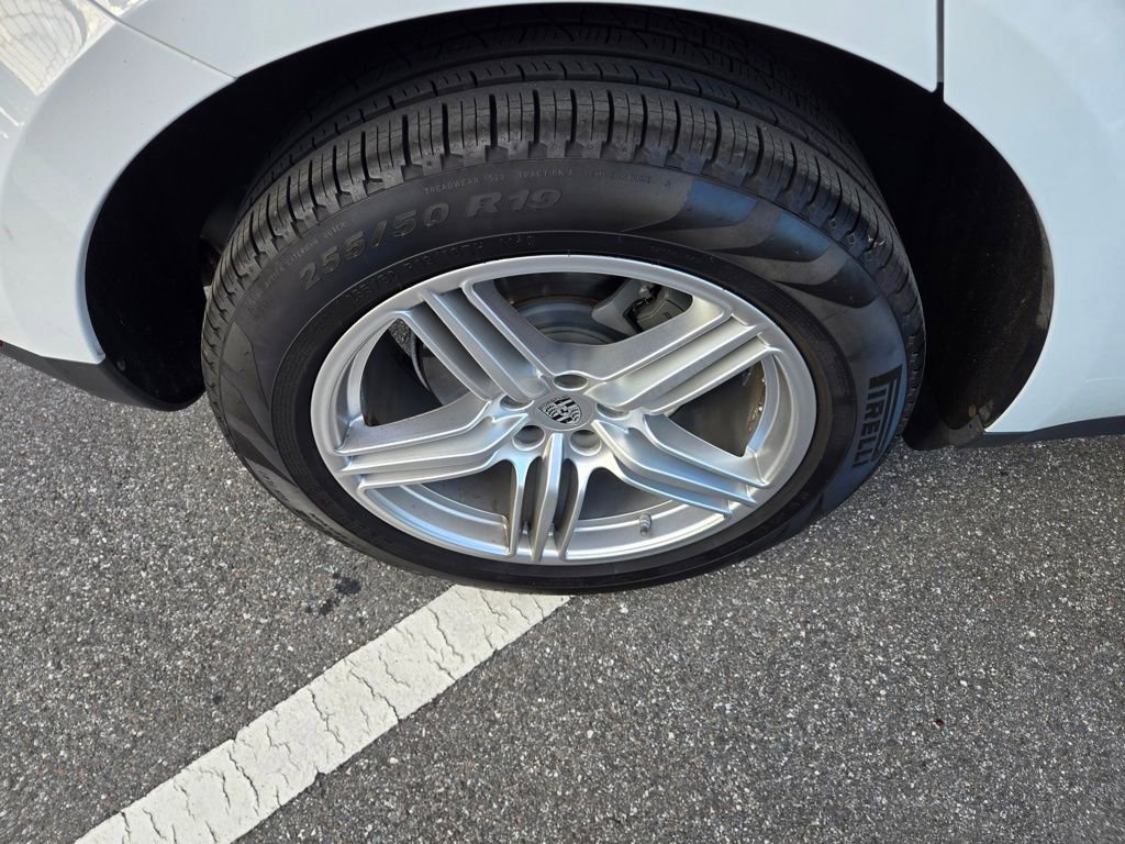 Used 2020 Porsche Macan S image 13