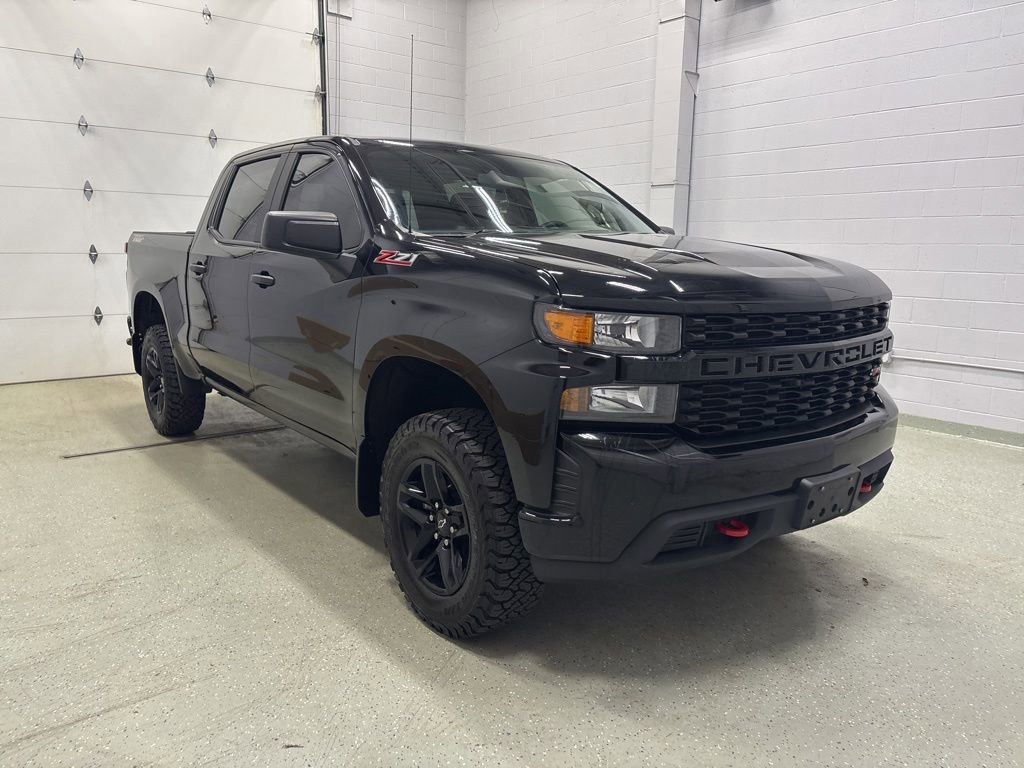 Used 2020 Chevrolet Silverado 1500 Custom Trail Boss w/ Custom Convenience Package AWD/4WD image 2