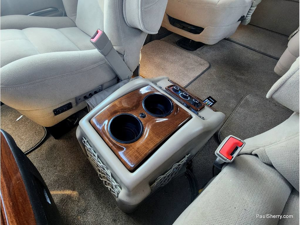 Used 2015 Chevrolet Express 2500 RWD image 33