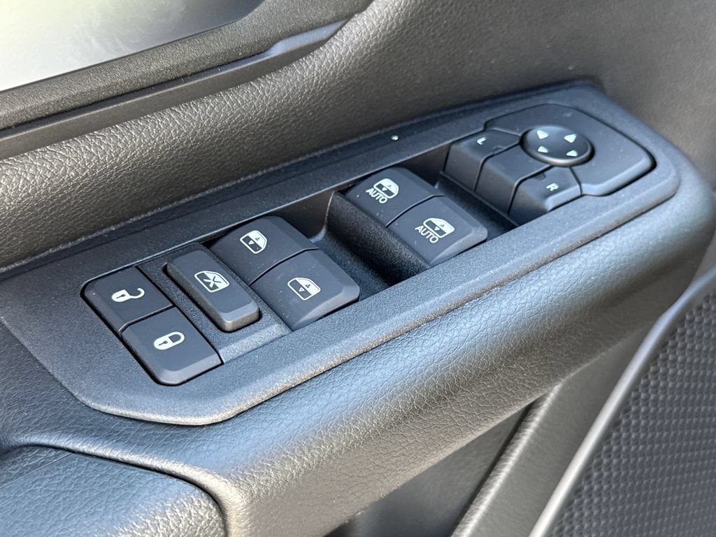 New 2026 RAM 1500 Express AWD/4WD image 19