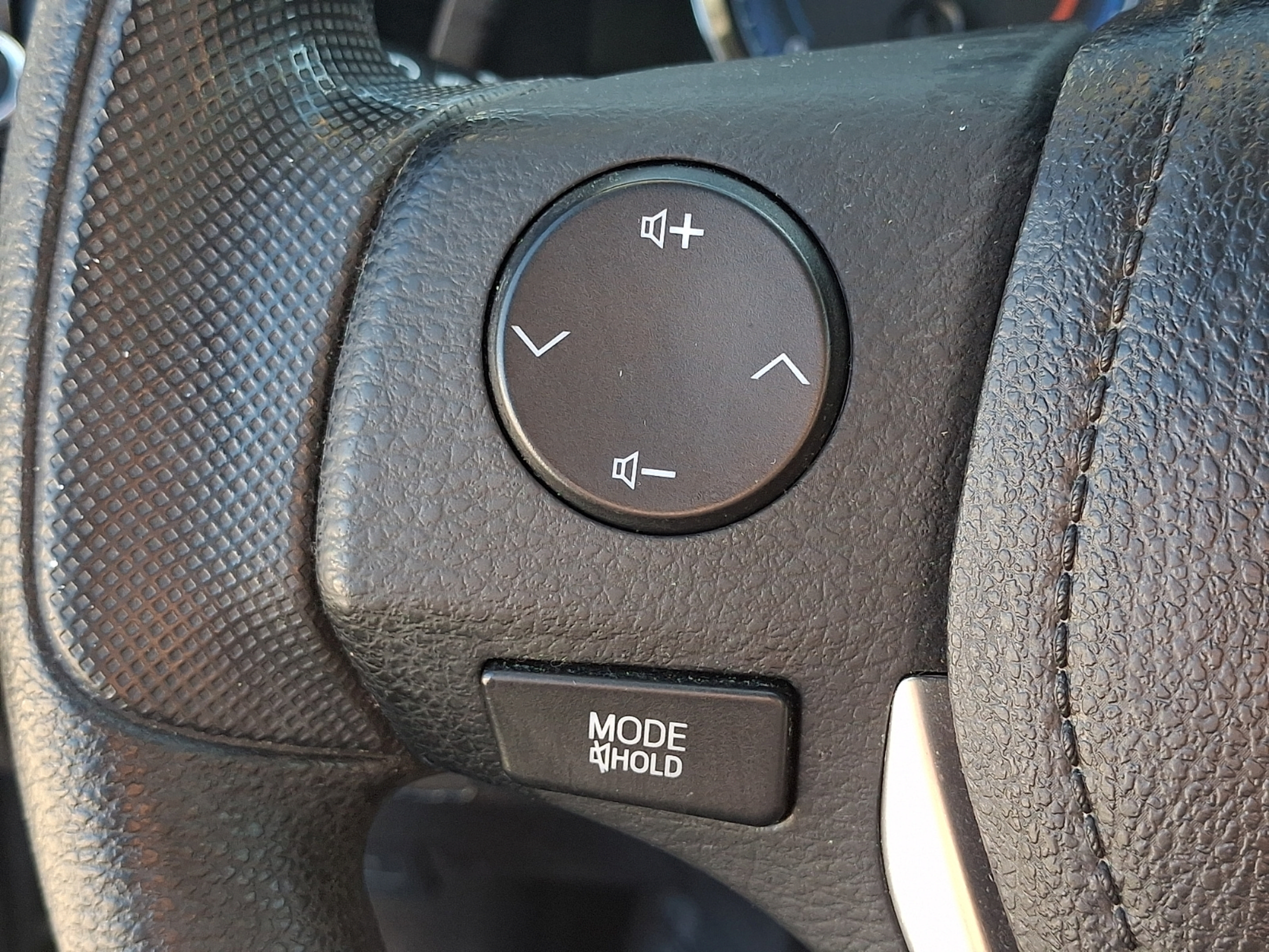 Used 2017 Toyota Corolla LE w/ Carpet Mat Package (TMS) FWD image 20