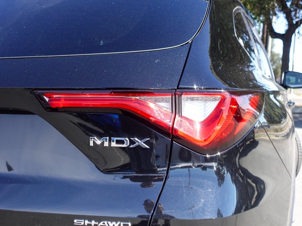 Certified 2023 Acura MDX w/ Technology Package AWD/4WD image 6