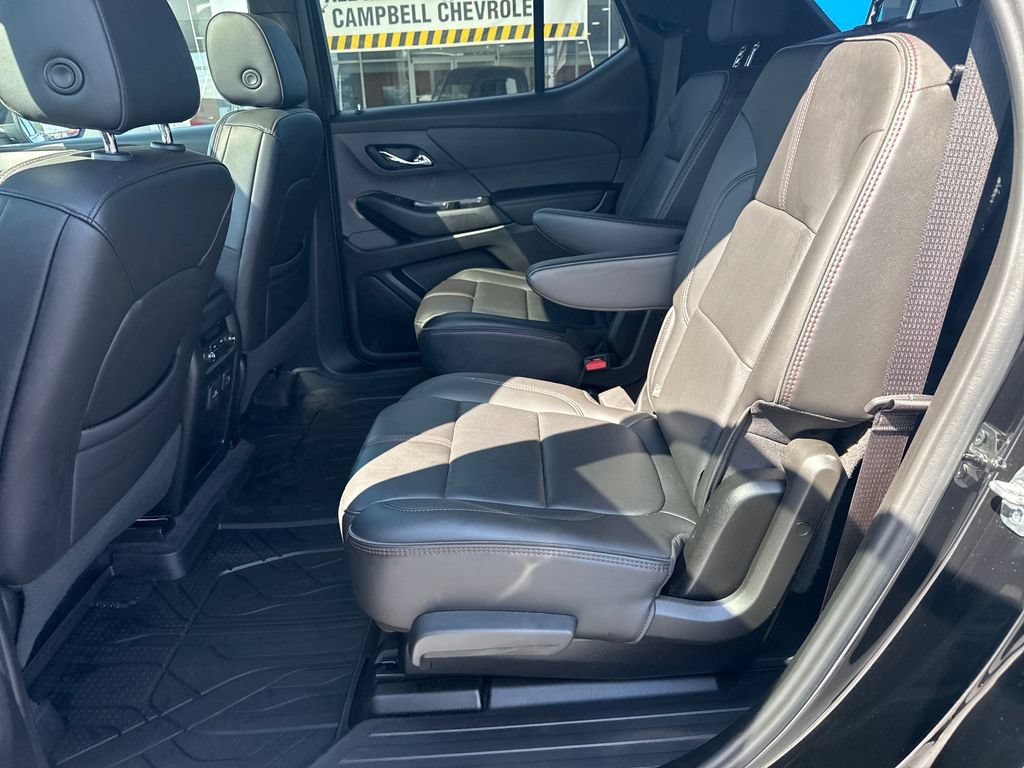 Used 2023 Chevrolet Traverse RS w/ LPO, Floor Liner Package AWD/4WD image 29