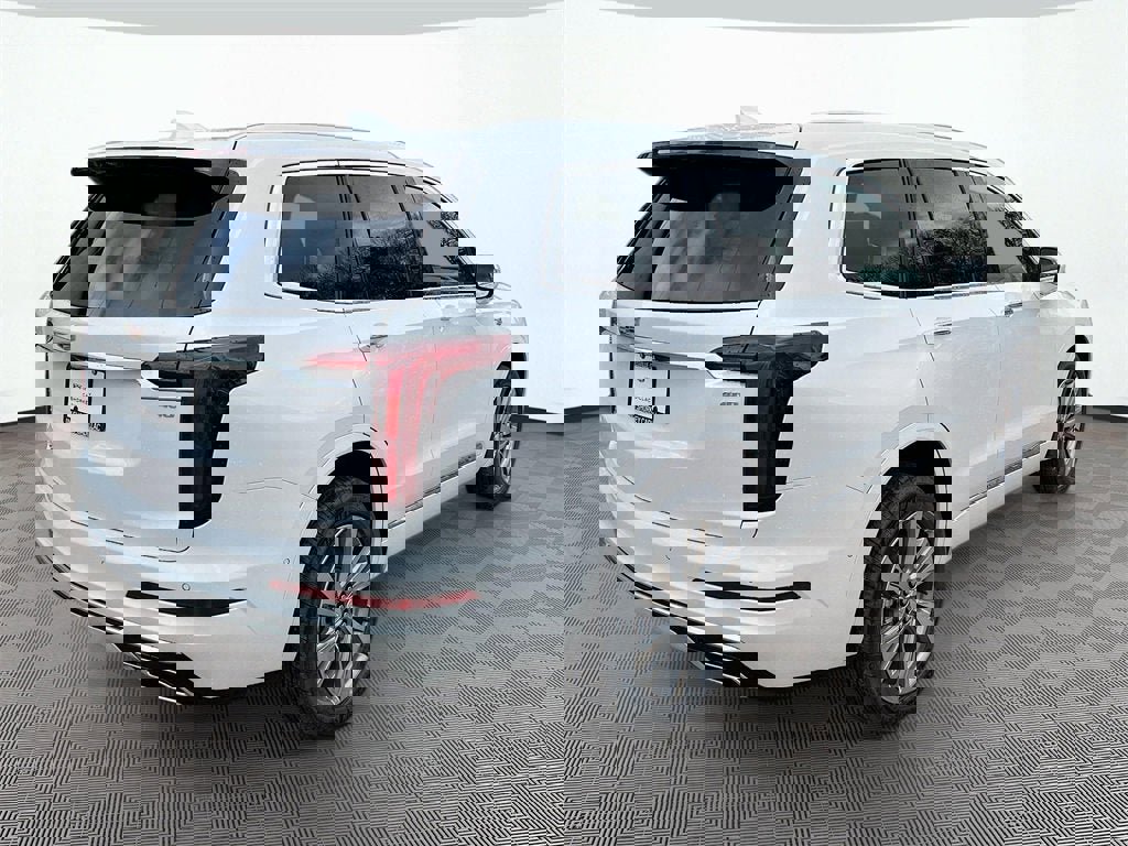 New 2025 Cadillac XT6 Premium Luxury w/ Technology Package image 5
