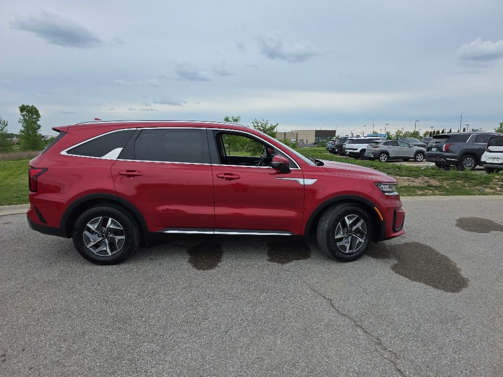 Used 2022 Kia Sorento EX FWD image 4
