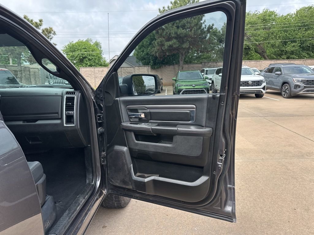 Used 2022 RAM 1500 Classic Warlock AWD/4WD image 16