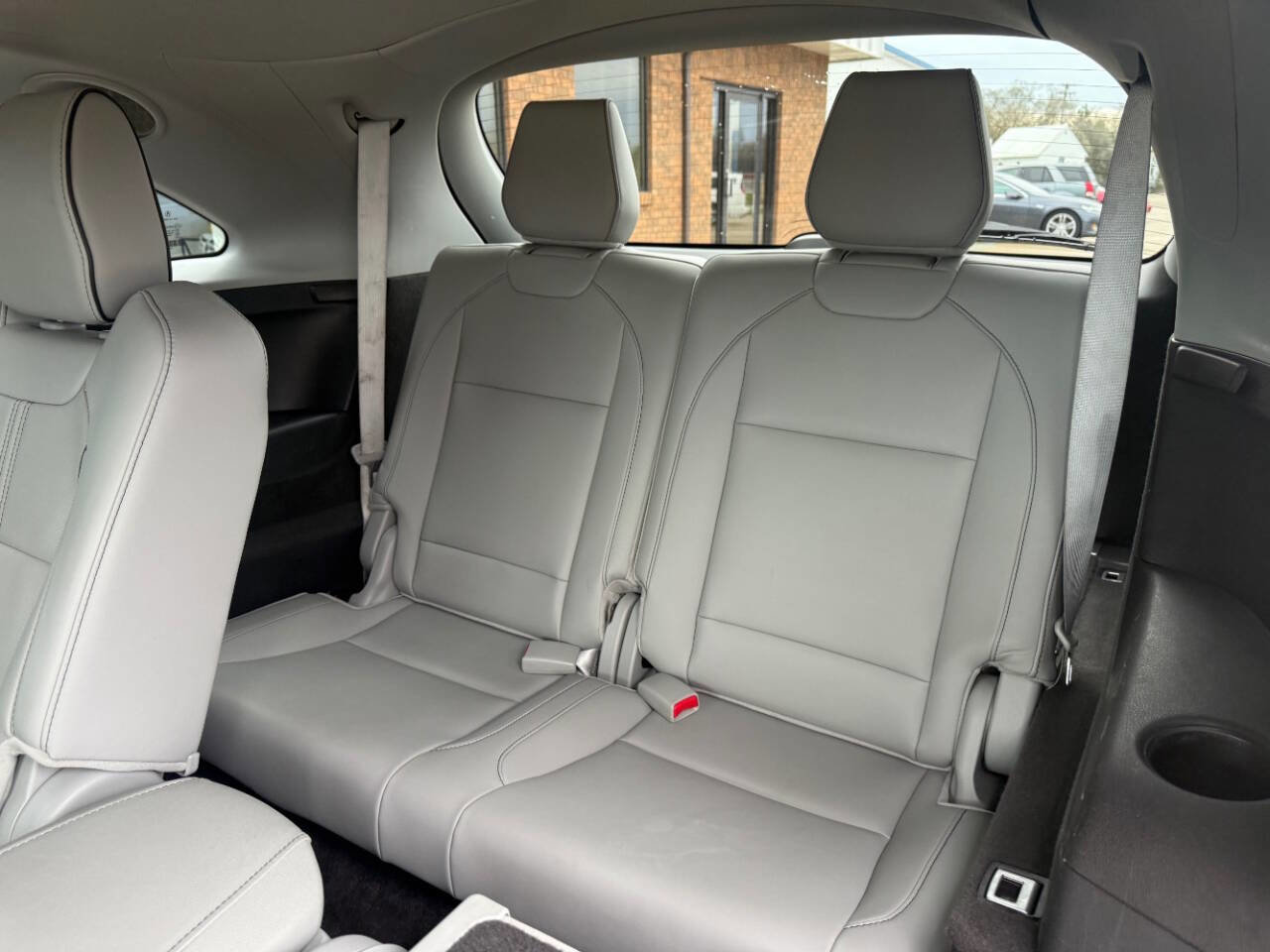 Used 2017 Acura MDX SH-AWD w/ Advance Package image 24