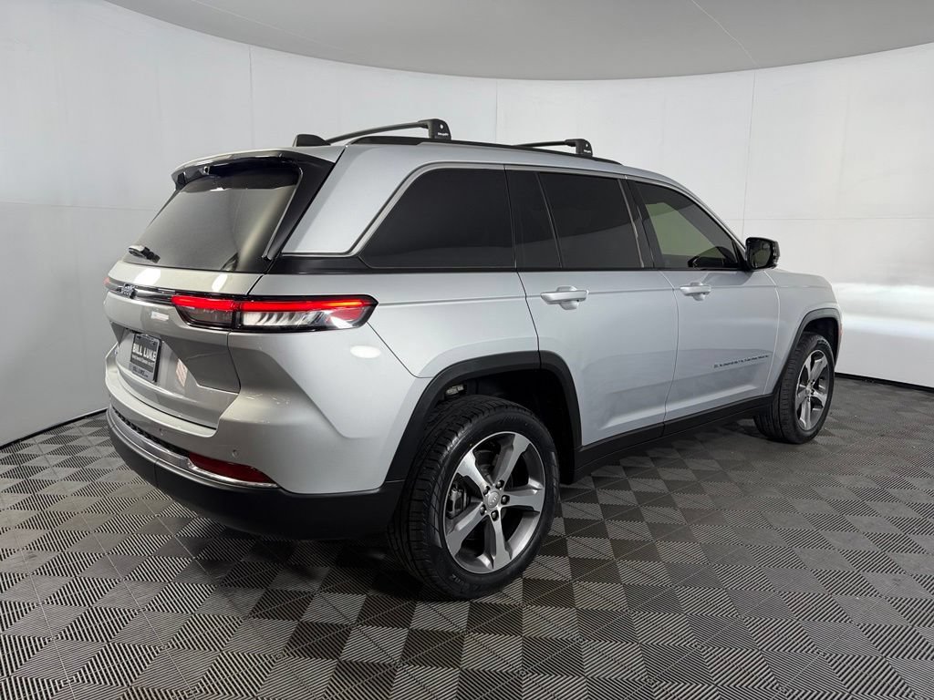 Used 2023 Jeep Grand Cherokee 4WD 4xe w/ Luxury Tech Group II image 7