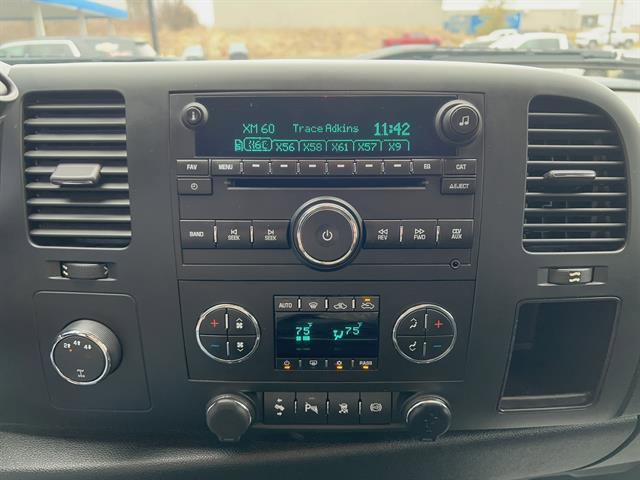 Used 2011 Chevrolet Silverado 2500 LT w/ Interior Plus Package image 20